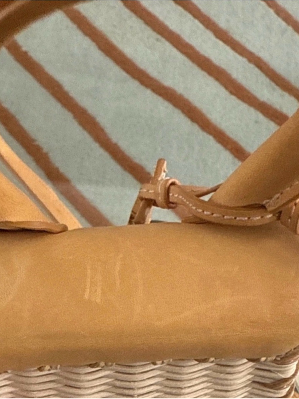 Jacquemus Le Chiquito Moyen Osier Leather and Cream Wicker Mini Bag - Picture 6 of 7